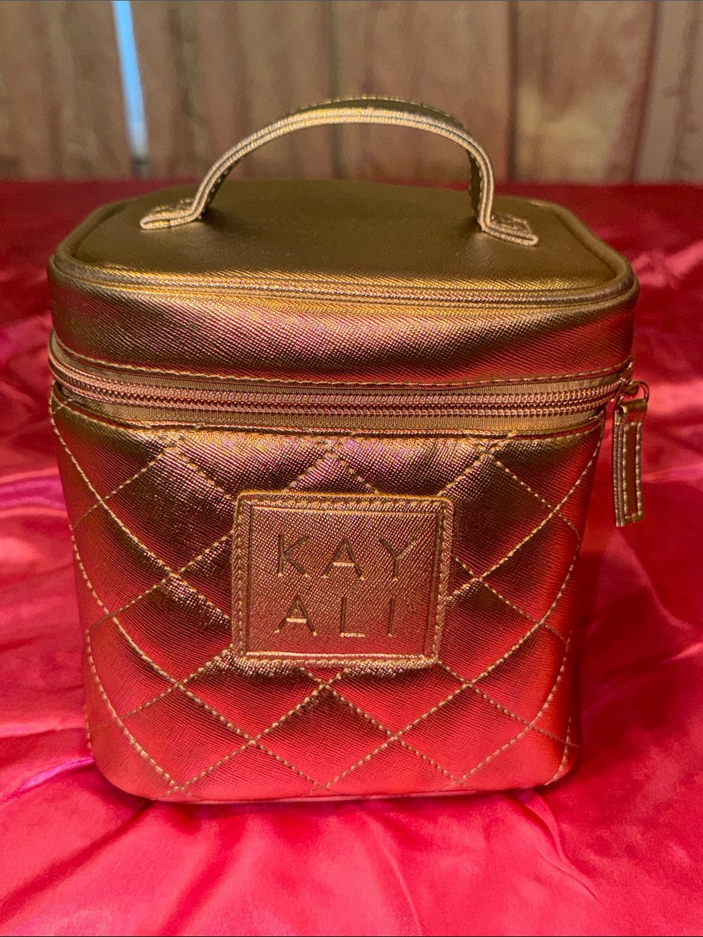NWT Kay Ali Metallic Gold Quilted Travel Cosmetic Case
